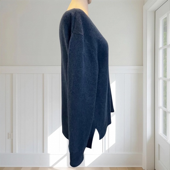 RACHEL ZOE Women's 100% 2-Ply Cashmere Sweater Blue Crewneck Medium Mended - Picture 5 of 11